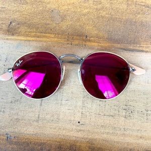 Authentic Ray-Ban hot pink and gold sold out!